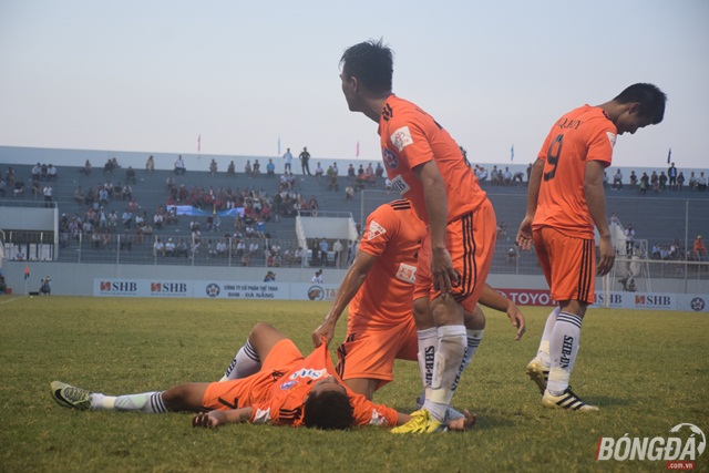 Ảnh bài viết SHB Đà Nẵng 1-1 Becamex Bình Dương (Vòng 12 V-League 2017)
