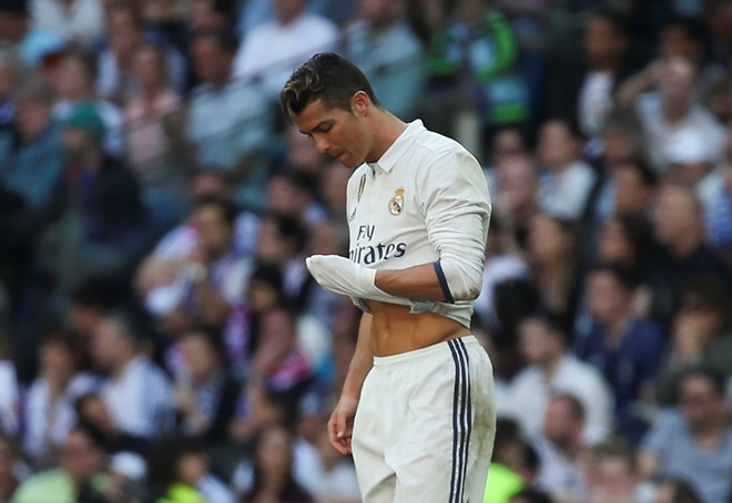 32 tuổi, Ronaldo sa sút thế nào?