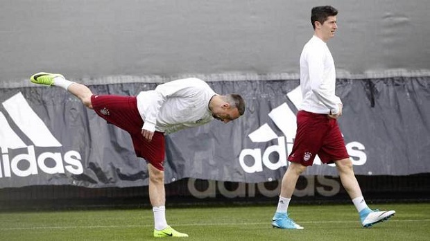 Cập nhật: Tái phát chấn thương, Lewandowski lỡ đại chiến Real Madrid