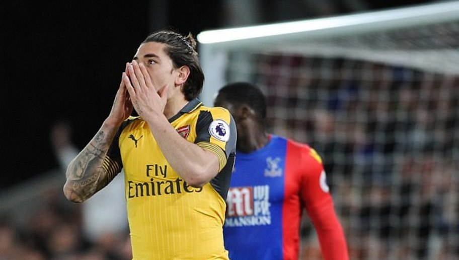Ảnh bài viết Hector Bellerin bị fan Arsenal chửi thậm tệ ngay trên sân