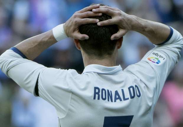 Hơn 8 năm, Ronaldo mới tệ thế này