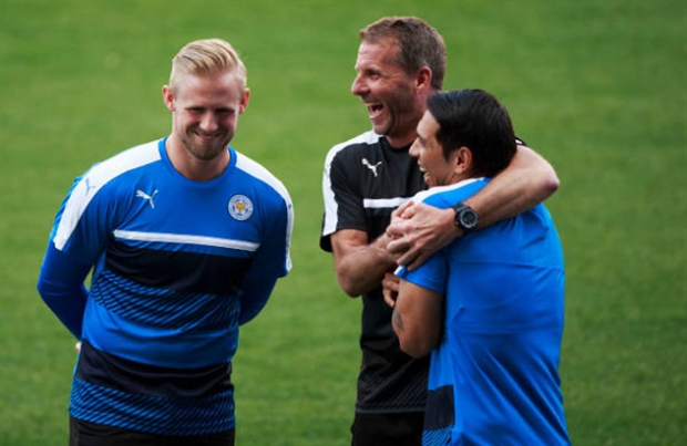 Mặc khủng bố, tiếng cười vẫn rộn ràng trong buổi tập của Leicester