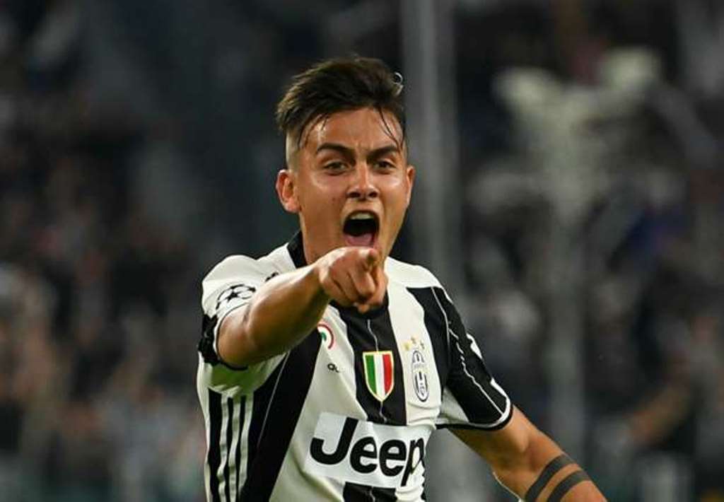 Từ nhỏ, Paulo Dybala đã mơ làm người hùng