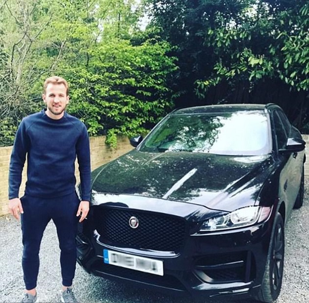 Ảnh bài viết Harry Kane khoe xe chiếc Jaguar mới cóng
