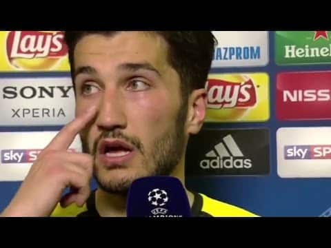 Ảnh bài viết Khủng bố khiến Nuri Sahin không kìm được nước mắt 