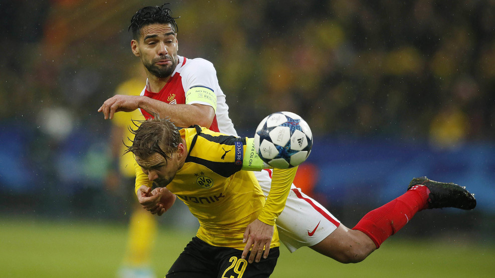 Tâm lý dao động sau vụ nổ, Dortmund thất thủ ngay trên sân nhà trước Monaco