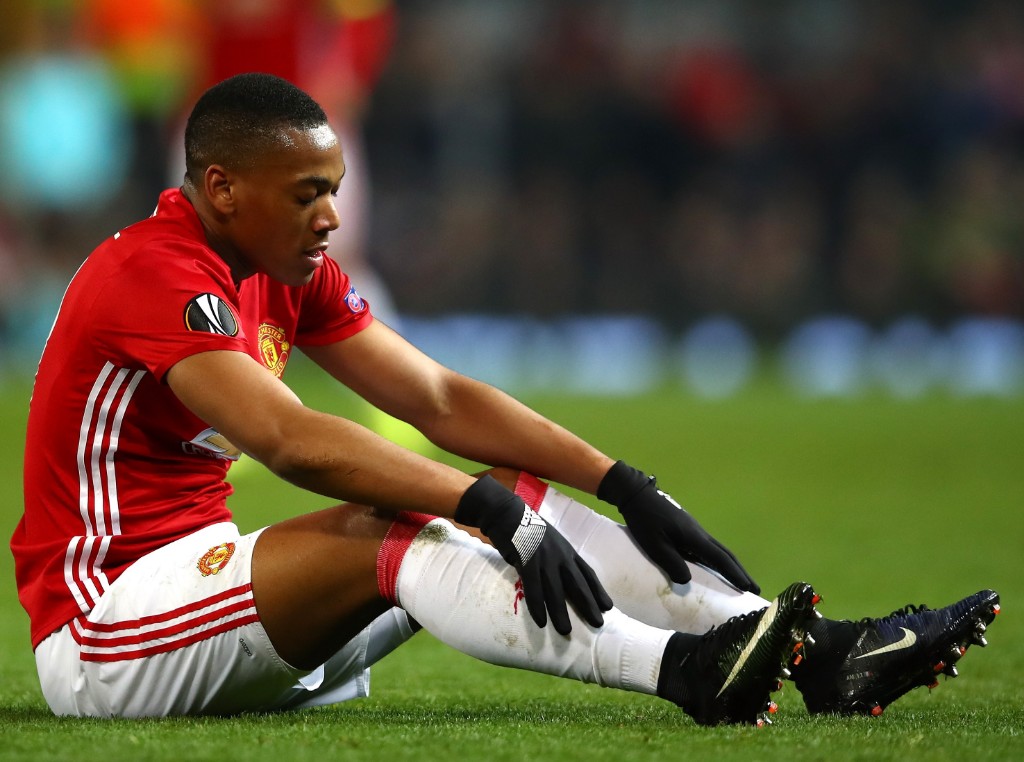 "Càng ngày, cậu ta càng chơi giống Depay"