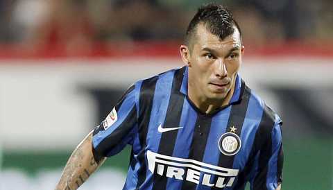 Inter sẽ tiếp tục chết vì Medel