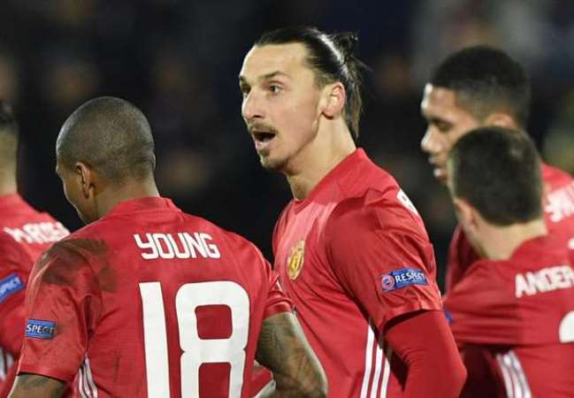 Ảnh bài viết Mourinho giải thích lí do để Ibra dự bị trước Chelsea