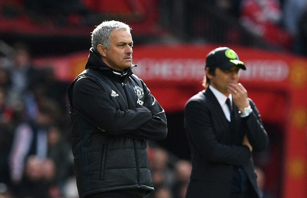 Góc chiến thuật: Mourinho đã dùng "vũ khí" 3-5-2 của chính Conte như thế nào?