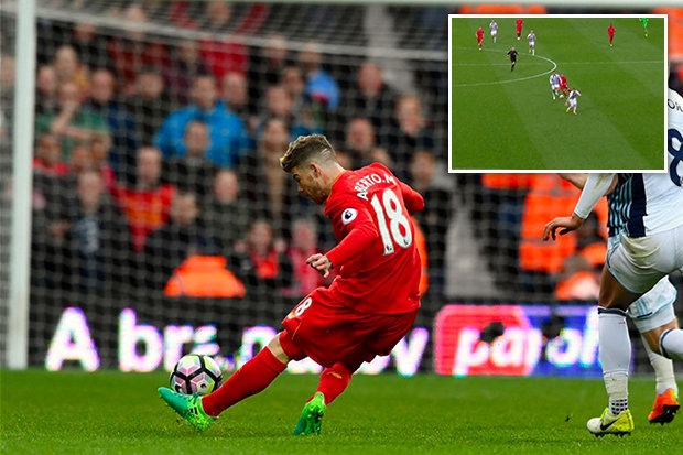 Pha bỏ lỡ đầy tiếc nuối của Alberto Moreno vs West Brom