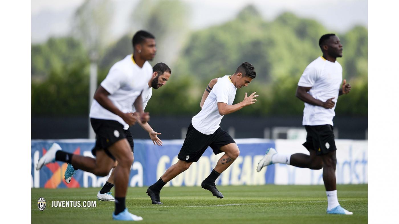 Juventus nhận cú hích, Dybala đã trở lại tập luyện