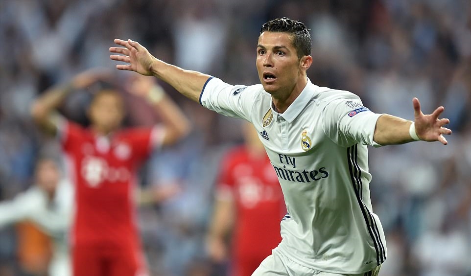 Huyền thoại MU: ‘Ronaldo hiện tại vẫn chưa phải là phiên bản tốt nhất’