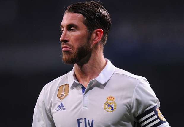 Pique 'chọc ngoáy' Real, Ramos đáp trả: "Hãy nhìn lại trận PSG"
