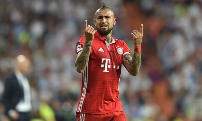 Vidal: "Khi Real sợ hãi, trọng tài bắt đầu hành động"