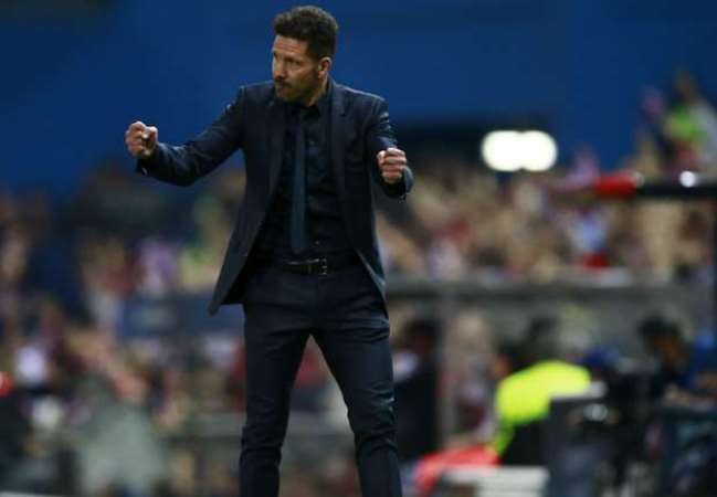 Vượt ải Leicester, HLV Simeone tự tin sánh ngang Barca, Real, Bayern