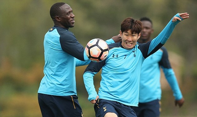 Ảnh bài viết Dàn sao Tottenham lao vào tập luyện trước trận derby với Chelsea