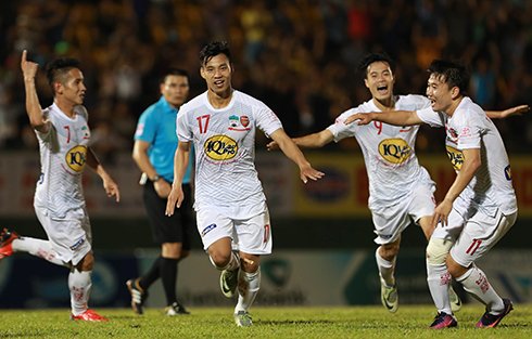 Ảnh bài viết Vì sao HAGL tệ, bầu Đức vẫn đắc ý hơn bao đối thủ?