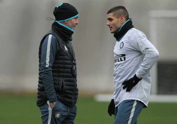 Ghế Pioli lung lay, Icardi đứng ra bảo vệ thầy