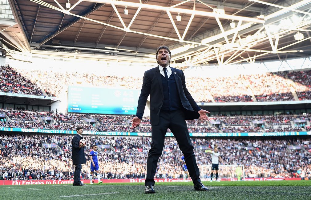 Inter Milan chưa buông tha Conte