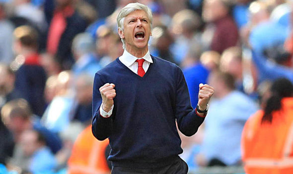 Ảnh bài viết Nước Anh cuối tuần qua: Tiếng hét của Wenger, cái cúi đầu của Pep
