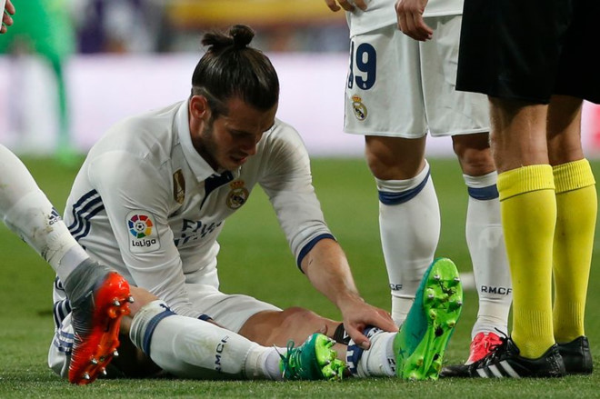 Gareth Bale hủy hoại sự nghiệp vì 'đôi chân pha lê'