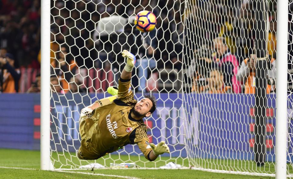 Ảnh bài viết Tương lai Donnarumma: Raiola "chơi chiêu", Man Utd mừng thầm?