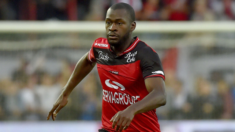 Yannis Salibur: Ngôi sao rê bóng bậc thầy ở Ligue 1