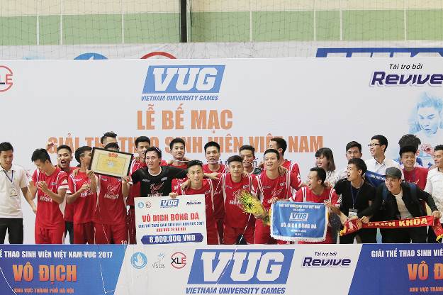 Cú đột phá bất ngờ đến với ngôi vương  của ĐH Bách Khoa Hà Nội