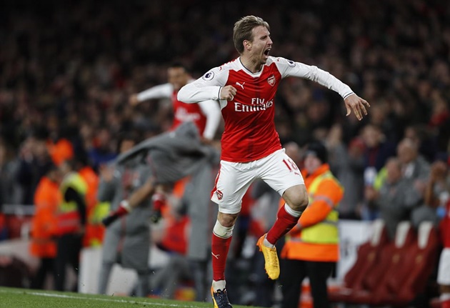 Ảnh bài viết Monreal tiếp tục tỏa sáng giúp Arsenal sáng cửa top 4
