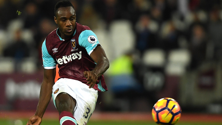 Ảnh bài viết Bất mãn, sao tuyển Anh "bắn tín hiệu" cho Chelsea