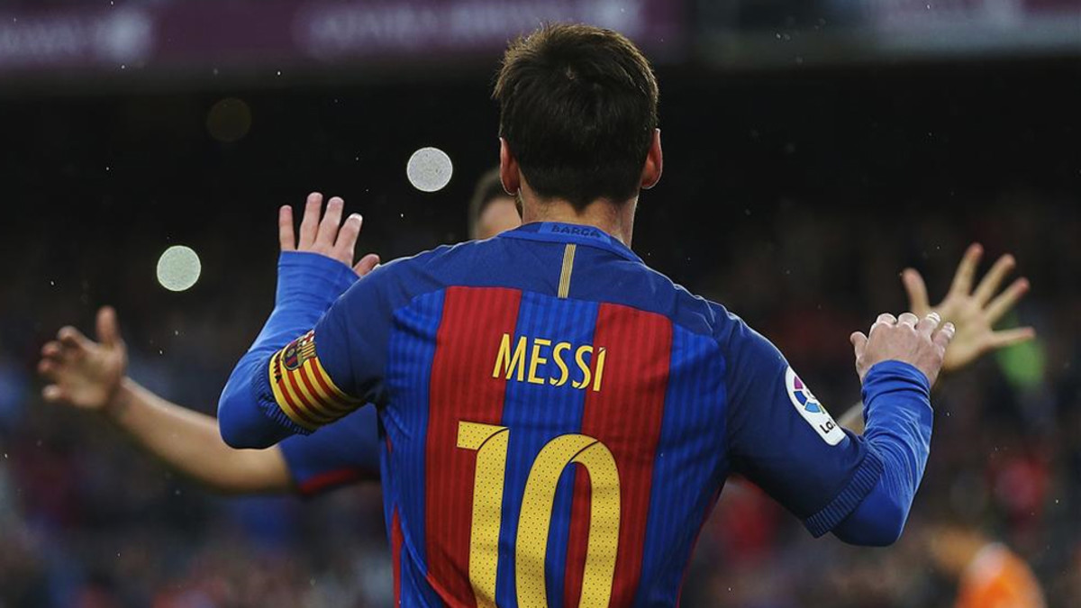 BBC bỗng chốc thu bé lại, chỉ bằng một Messi