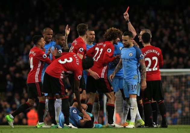 Manchester City 0-0 Manchester United (Đấu bù vòng 26 - Ngoại hạng Anh)