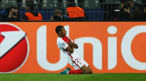 Mbappe hạ quyết tâm đánh bại Buffon