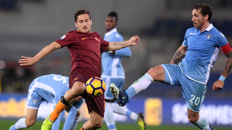 Totti bất lực, Roma đếm ngày trao cúp cho Juventus