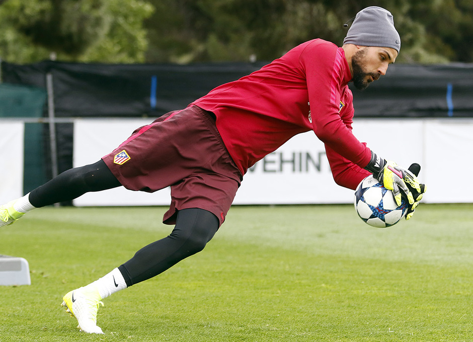 Ảnh bài viết Luyện thủ môn, Atletico sẵn sàng ngênh chiến hàng công Real