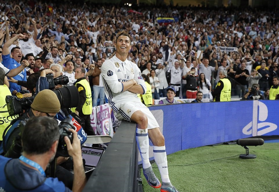 '50 sắc thái' Ronaldo & Cơn ác mộng của Atletico Madrid