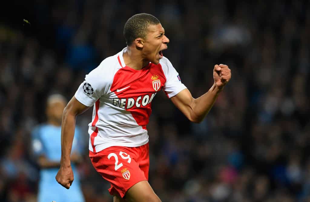 Ảnh bài viết HLV Wenger: Năm ngoái, tôi đã đến nhà Mbappe