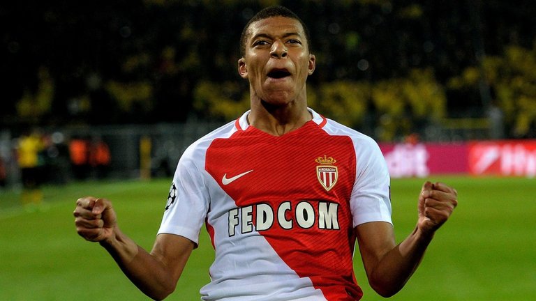 Ảnh bài viết NÓNG: Quỷ đỏ chưa hề hỏi mua Kylian Mbappe