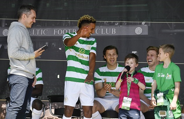 Celtic ra mắt áo đấu mới nhân kỉ niệm 50 năm vô địch C1