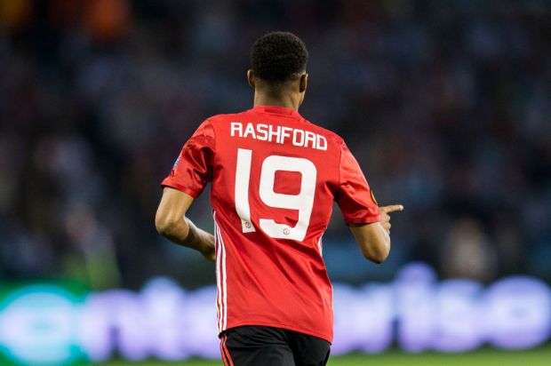 Chấm điểm Man Utd sau trận Celta Vigo: Rashford rực sáng; Fellaini thành "điểm đen"