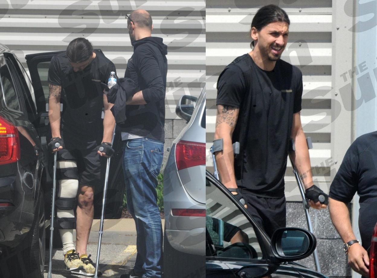 Ảnh bài viết Chân bó bột, Ibrahimovic khổ sở chống nạng xuống phố