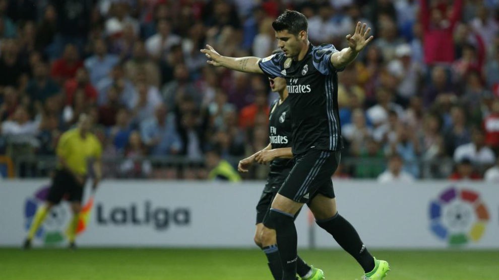 Đã đến lúc Morata thay Benzema?