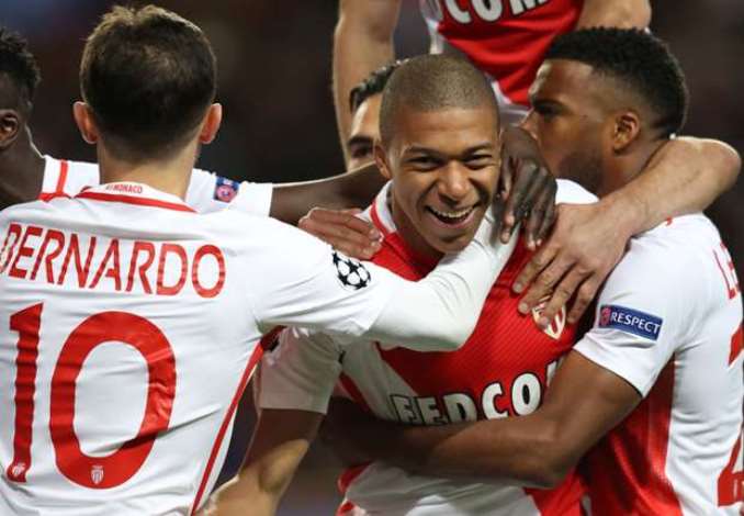 Ảnh bài viết Quan điểm chuyên gia: M.U mua Mbappe làm gì, khi Rashford còn xuất sắc hơn?