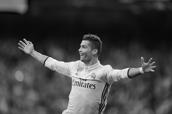 Tiểu sử của Ronaldo và 5 câu hỏi cần lời giải đáp: Nghi vấn giới tính?