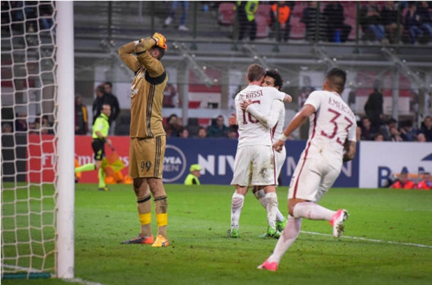 Ảnh bài viết Nước ý cuối tuần qua: Milano sụp đổ hoàn toàn, Roma vẫn 'sống chết' vì điều gì?