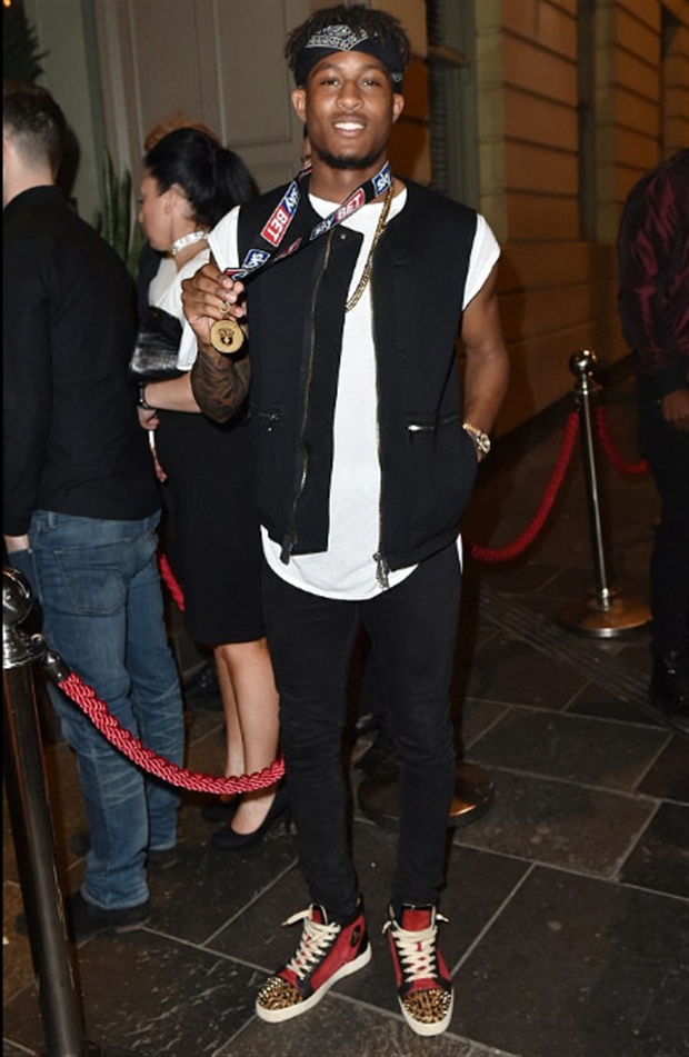 Ảnh bài viết Sao Newcastle mang huy chương đi quẩy xuyên đêm