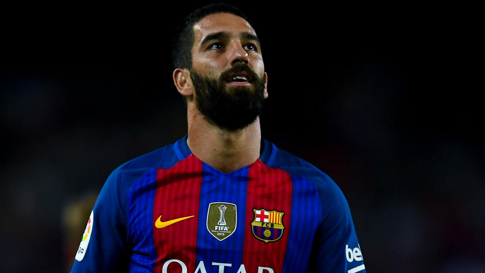 Chuyển động ở Barca: Công khai thanh lý, Chú ý Real