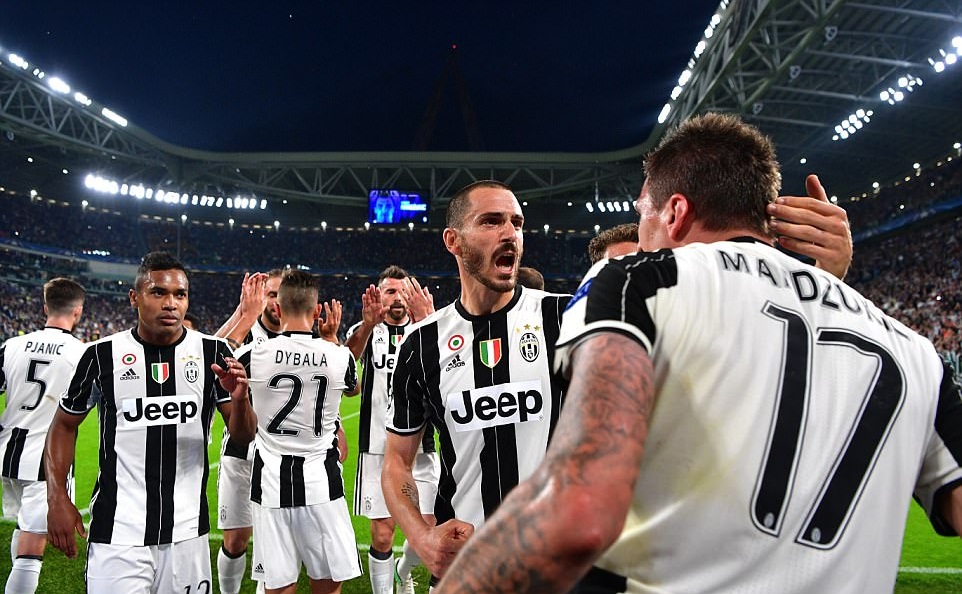 Điểm tin chiều 10/05: M.U cho mượn cầu thủ; Juve sáng cửa vô địch Champions League