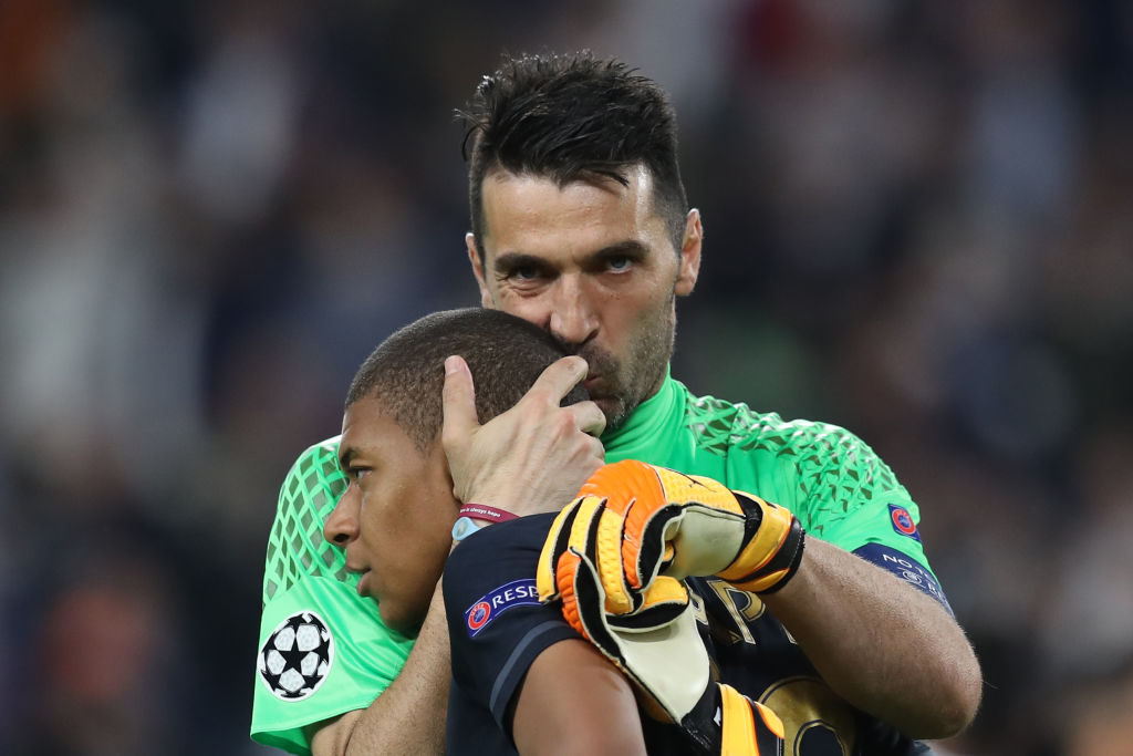 Dư âm Juventus 2-1 Monaco: Mãnh hổ thất bại, Nhện lên ngôi